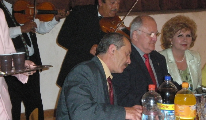 Včelince - krsť knihy