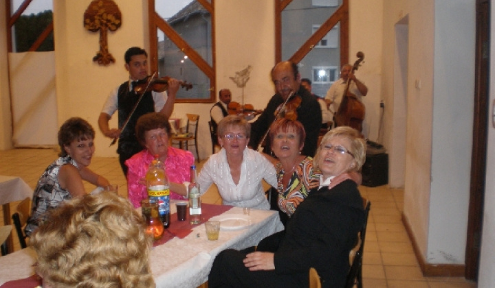 Včelince - krsť knihy