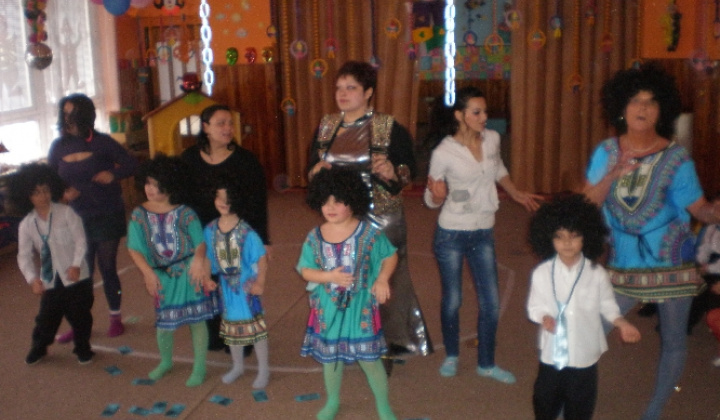 FAŠIANGY v MŠ - FARSANG AZ OVIBAN 2013
